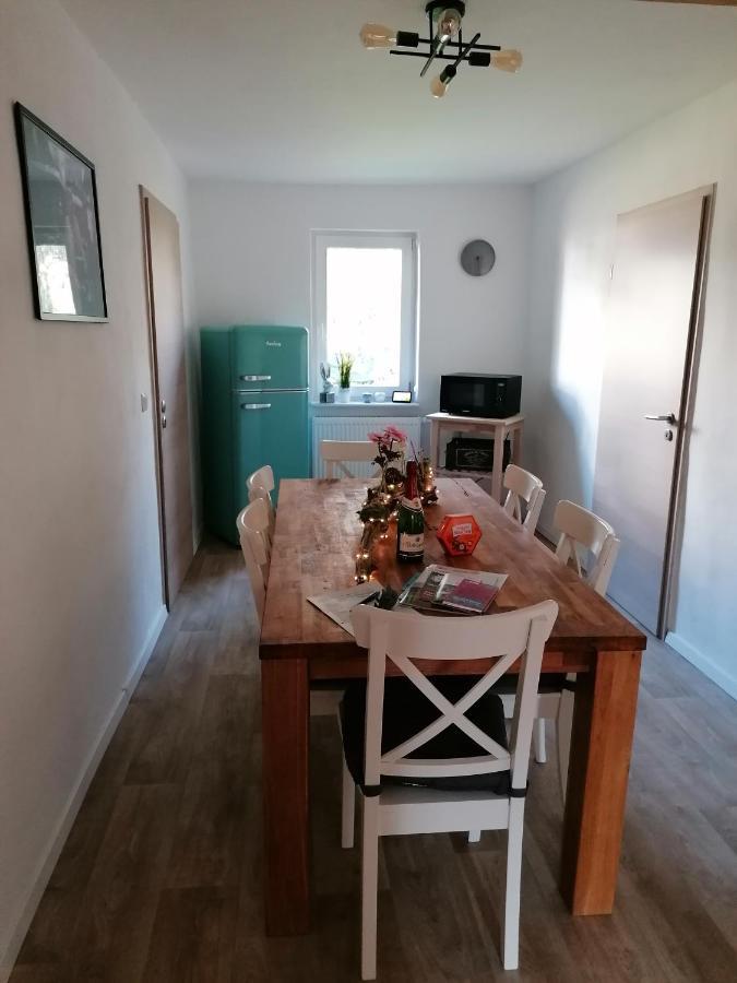 Fewo Im Lehm-Fachwerkhaus Erfurt Mit 3 Einzelnen Schlafzimmern Je Mit Tv Екстериор снимка